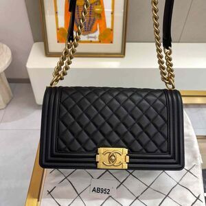 Chanel Women Pre-Loved Bag Very Good Condition